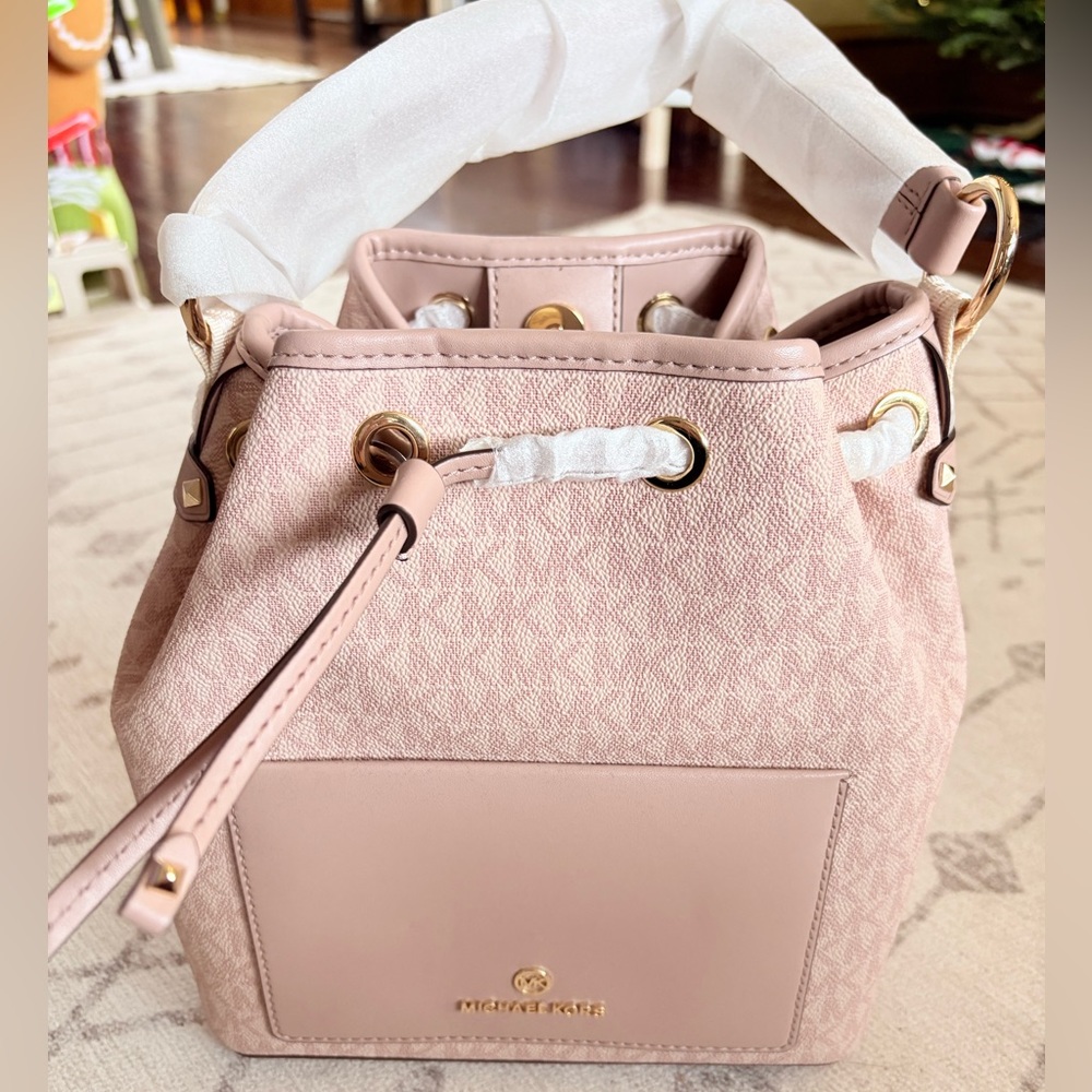 Michael Kors Ballet Med Bucket Bag